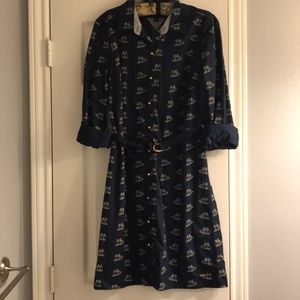 Navy Tommy Hilfiger dress sz L w/ white sailboats